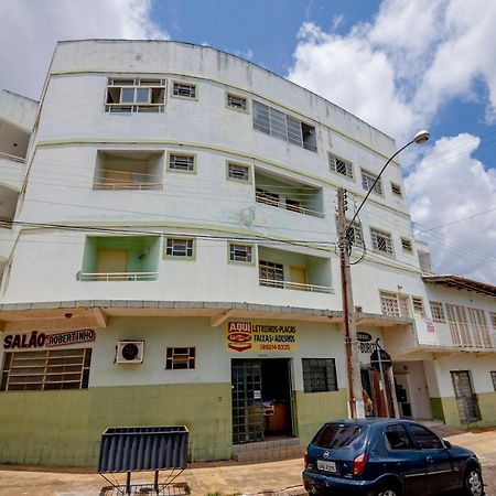 Flat Bem Legal Caldas Novas Εξωτερικό φωτογραφία